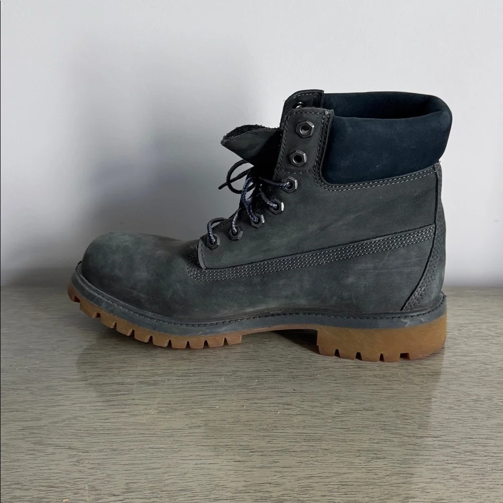 Timberland Men's Gray Boots Size 9 W